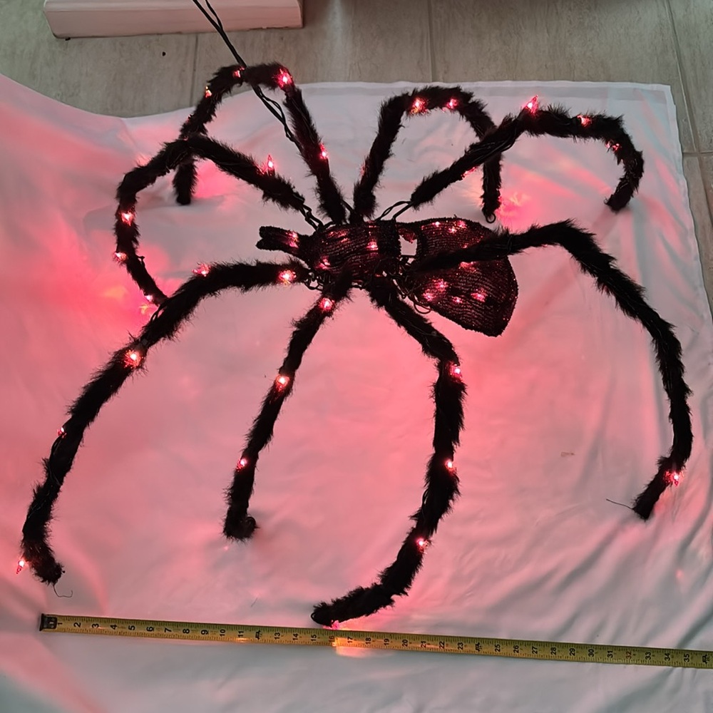 Slightly Used Light-Up Large Spider Halloween Outdoor Indoor Decoration Pink lit - Picture 6 of 11